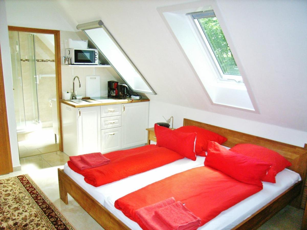 Ostsee Hotel-Pension An Der Lindenallee Bad Doberan Εξωτερικό φωτογραφία